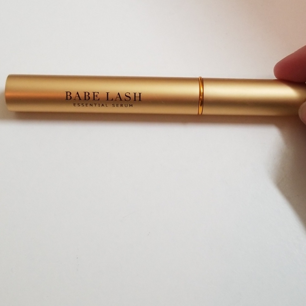 Babe Lash eyelash serum